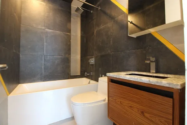 Rented by EXR | media 6