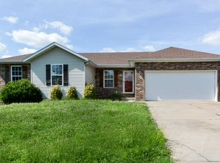 231 Shady Acres Cir, Nixa, MO 65714
