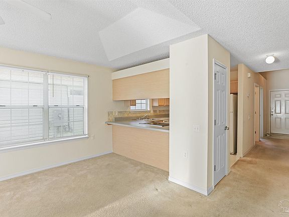 4th image of 4007 Glenway Dr