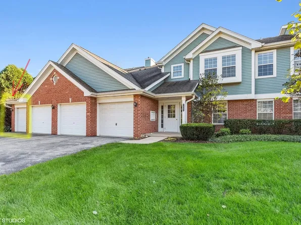 1603 W Hawkes St Unit 1, Arlington Heights, IL 60004
