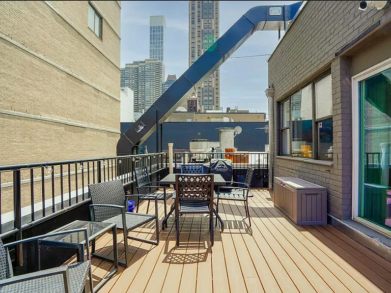 1134 1st Ave #Penthouse 1 — Photo 7