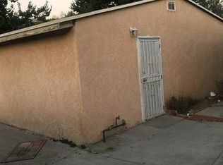 25078 Walnut St, Santa Clarita, CA 91321