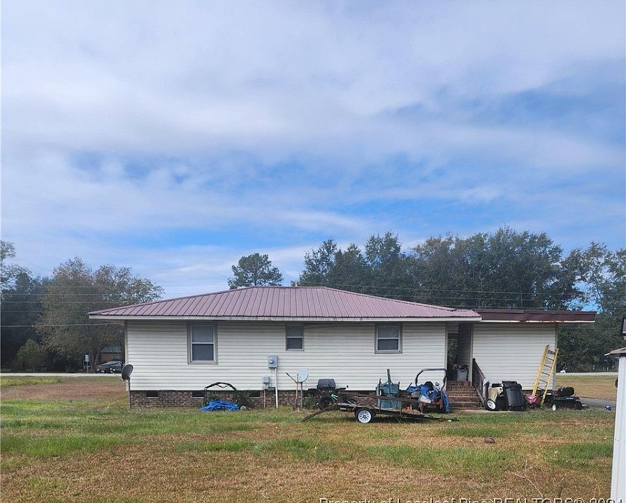 2nd image of 350 Doc Brown Rd