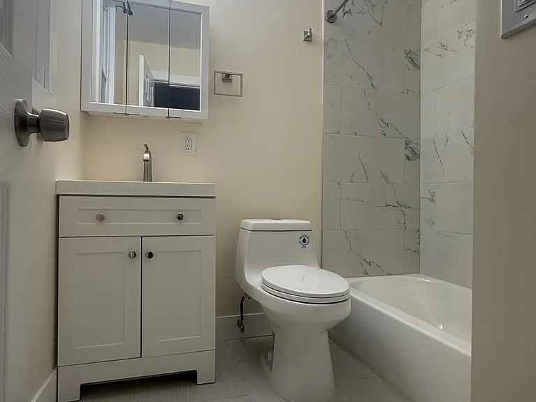 205 Duncan Ave — Photo 13