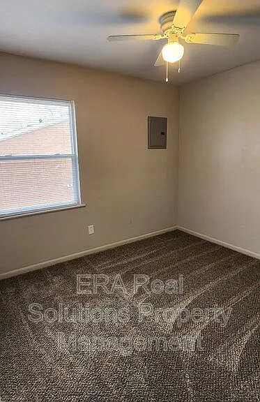2011 Heritage Dr #15 — Photo 7