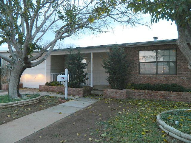 1st image of 3612 McKnight Dr