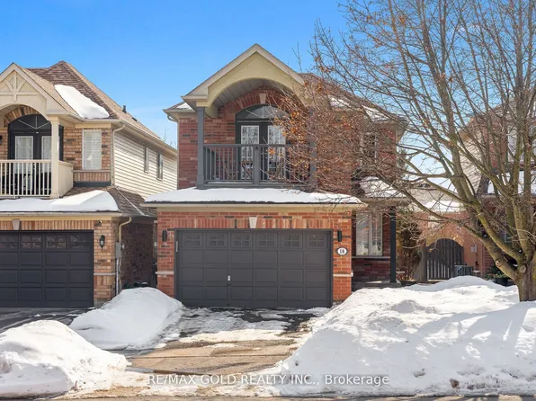 18 Russell St, Halton Hills, ON L7G 5Y7