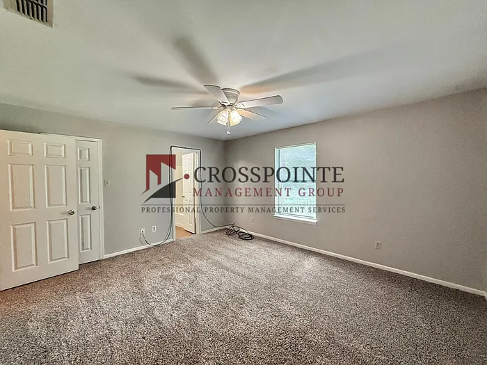 2531 Westminster Dr — Photo 17