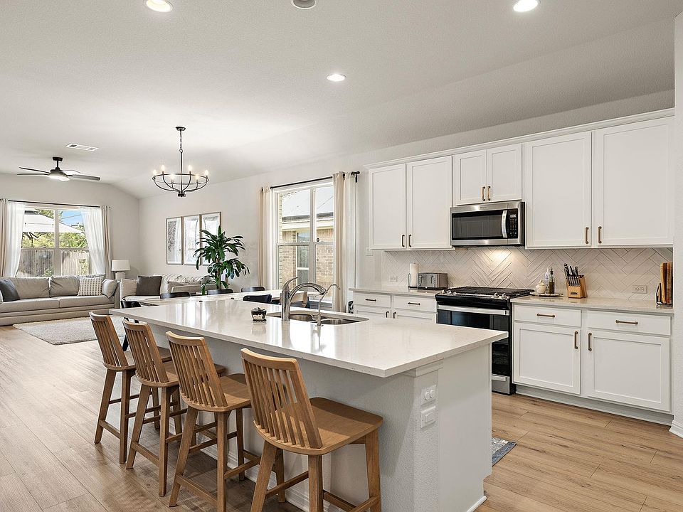 1st image of 220 Castlefields St