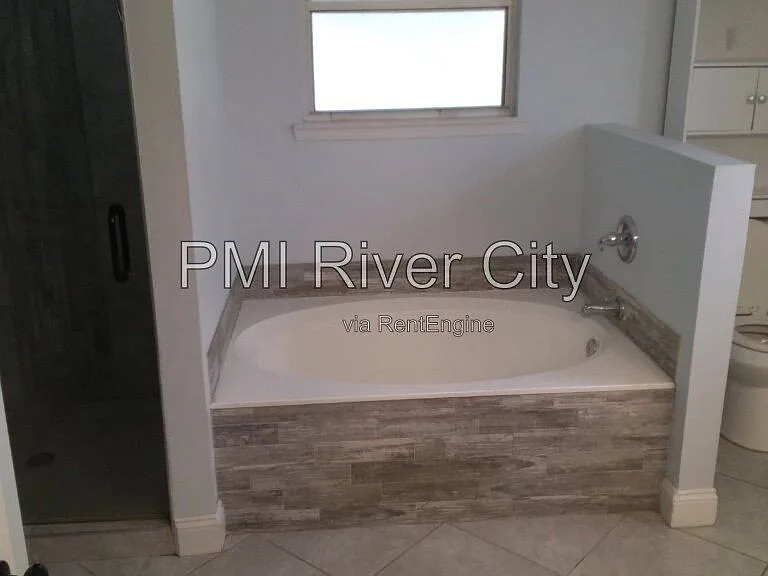 2320 Locustwood Ct — Photo 39