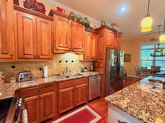 2nd image of 4738 San Saba Dr