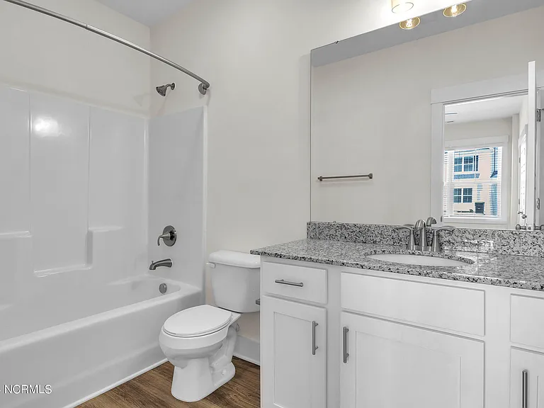 7052 Crew Dr — Photo 13