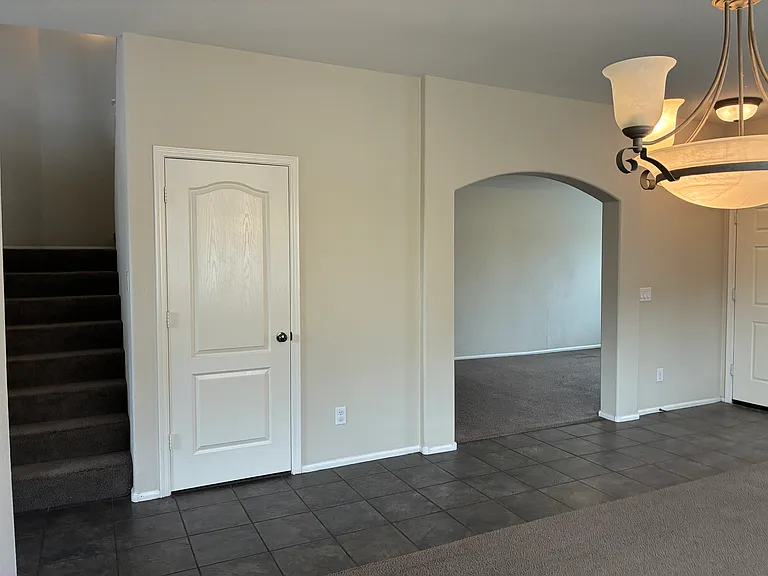 2217 W Steed Rdg — Photo 7