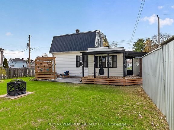 5th image of 302 Willard St