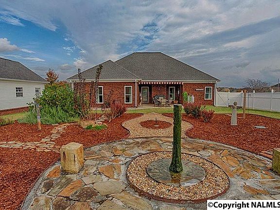 5th image of 244 Wes Ashley Dr