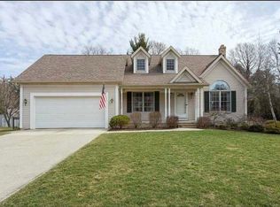 600 Maple Ct, Macedonia, OH 44056