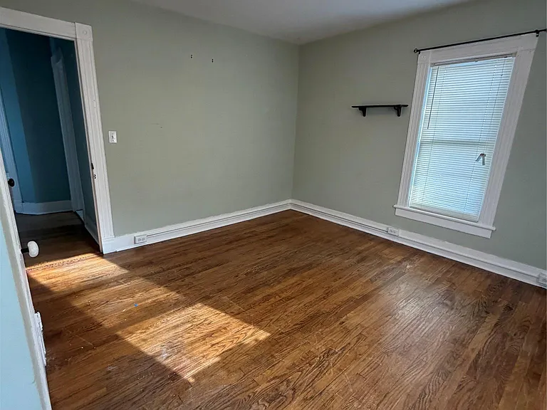 184 Highland Ave — Photo 29
