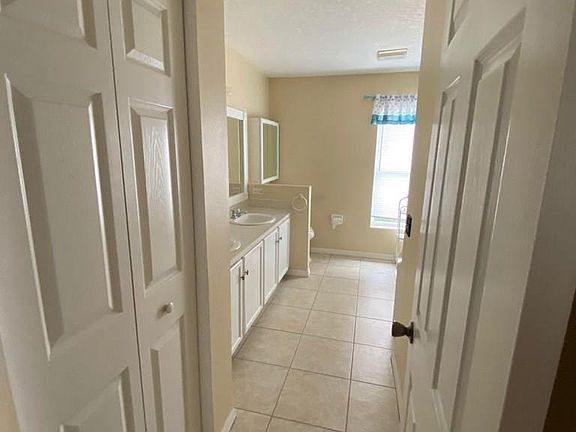 5th image of 4 Pinell Ln