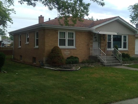 2nd image of 654 E 162nd St