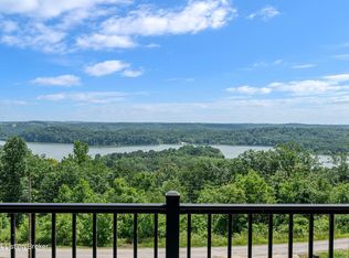 182 Sassafras Dr, Clarkson, KY 42726
