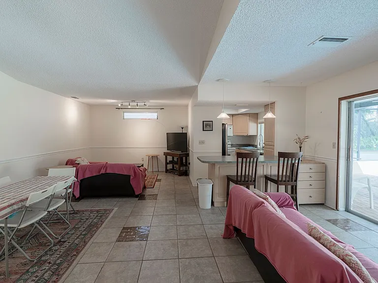 13009 Club Dr — Photo 5