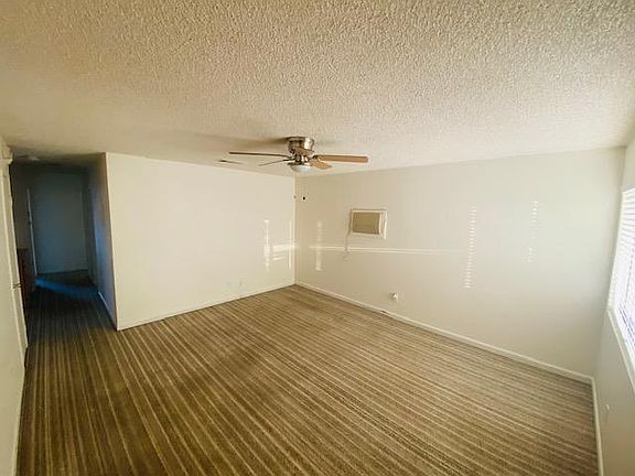 5th image of 15660 Avenida Atezada