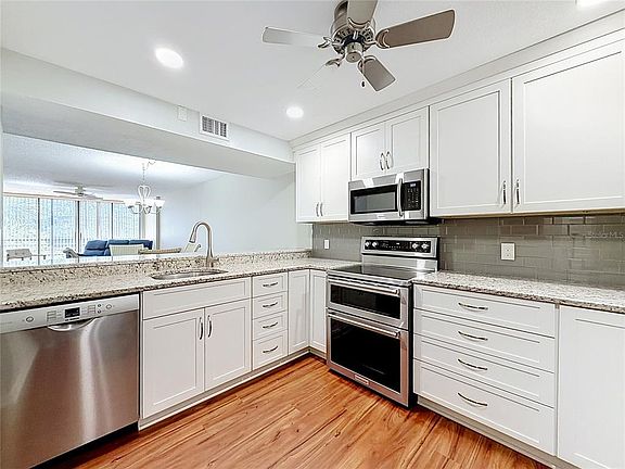 3rd image of 11945 143RD STREET #7322