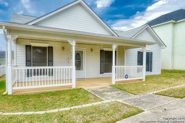 1st image of 124 Whitewing Way