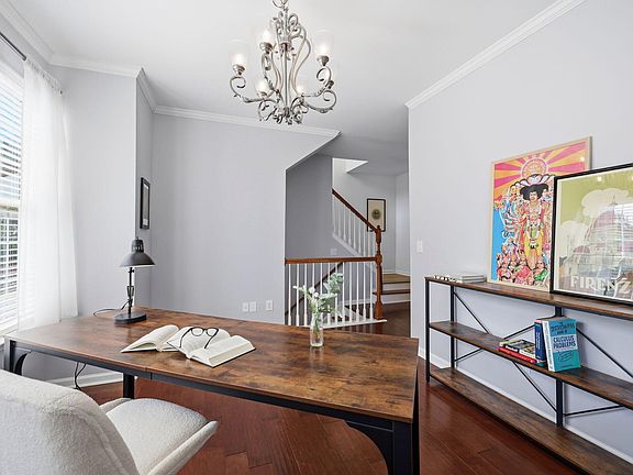 5th image of 5509 Silver Moon Ln