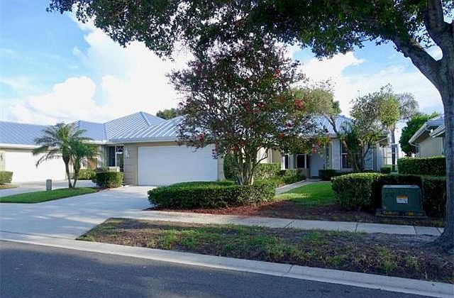 1st image of 2047 SW Mayflower Dr