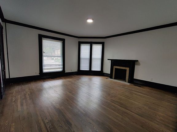 2nd image of 34 E Mechanic St #1