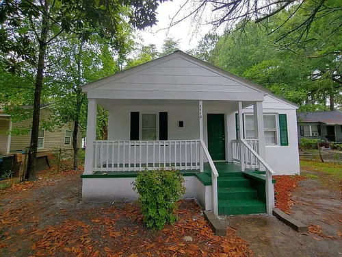 1110 Henderson Ave Photo 1
