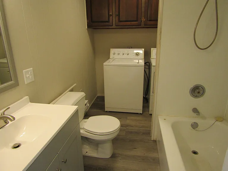 321 W Main St #A — Photo 18