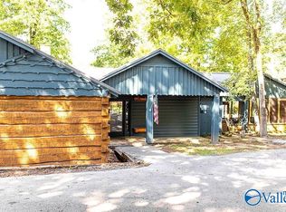 1551 Signal Point Rd, Guntersville, AL 35976