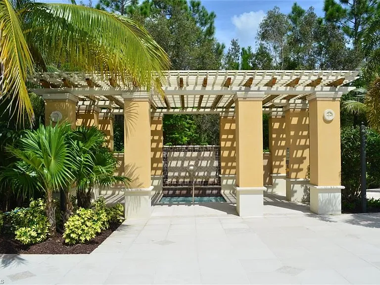 8560 Evernia Ct #201 — Photo 21