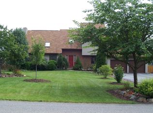 622 Almond Rd, Walnutport, PA 18088