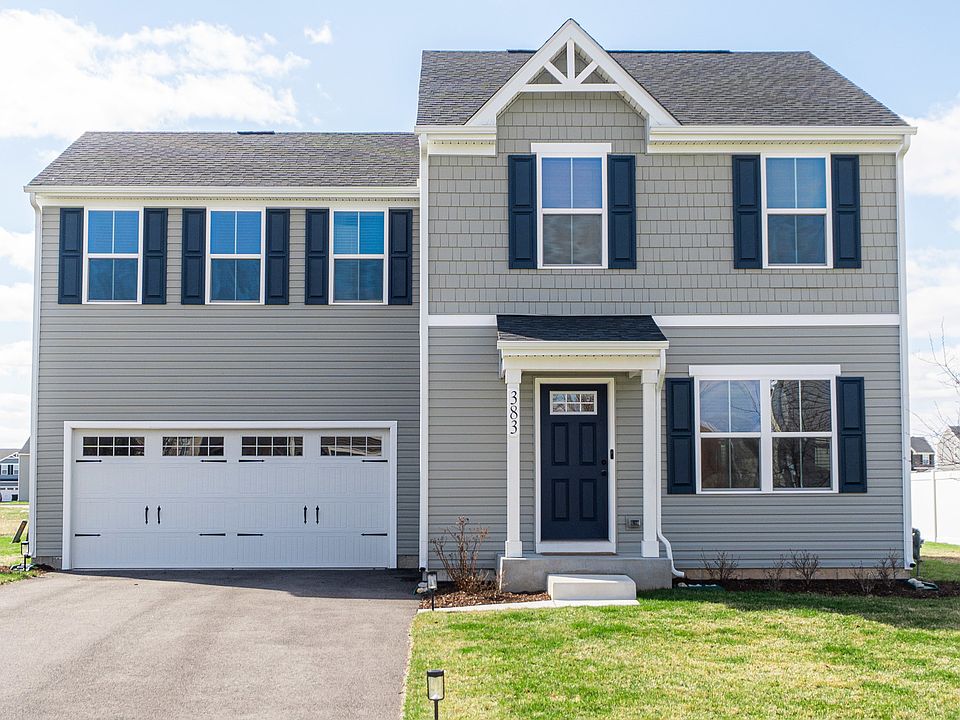 1st image of 383 Thresher St