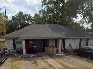 1525 Calvit St, Hempstead, TX 77445