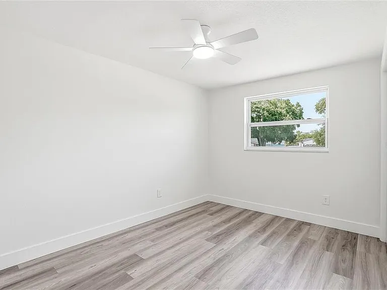 1004 Idlebriar Way — Photo 14