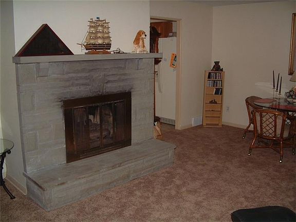 3rd image of 6300 Helen St