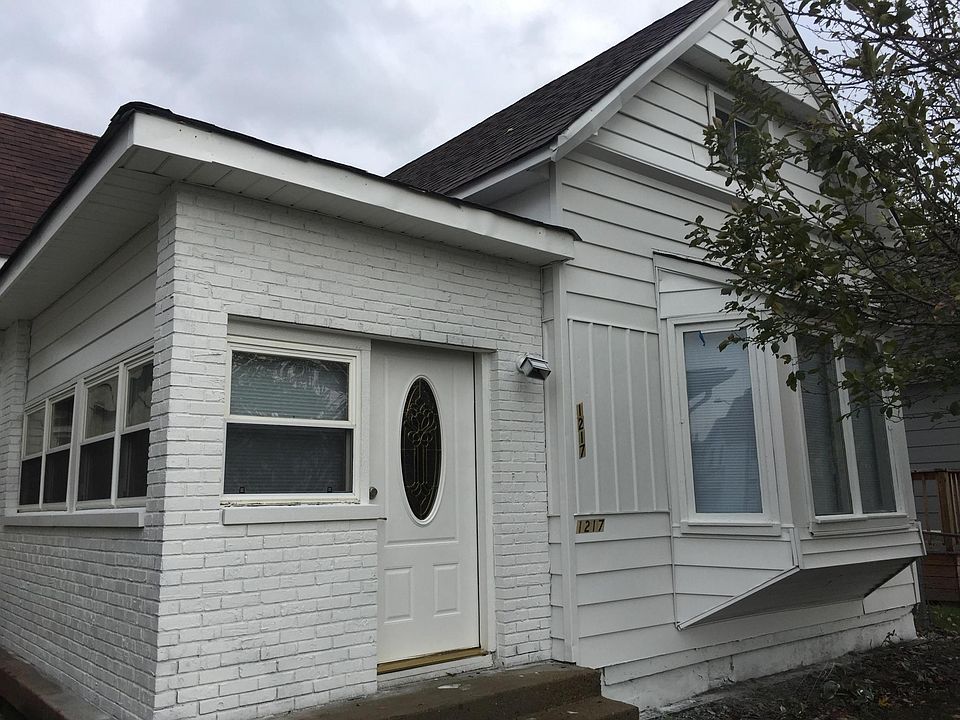1st image of 1217 Olive St
