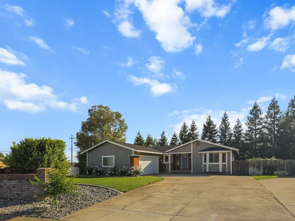 1996 Mary Lake Dr, Redding, CA 96001