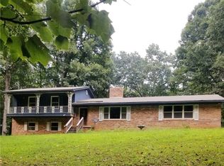 33 Resty Hughes Cir, Dawsonville, GA 30534