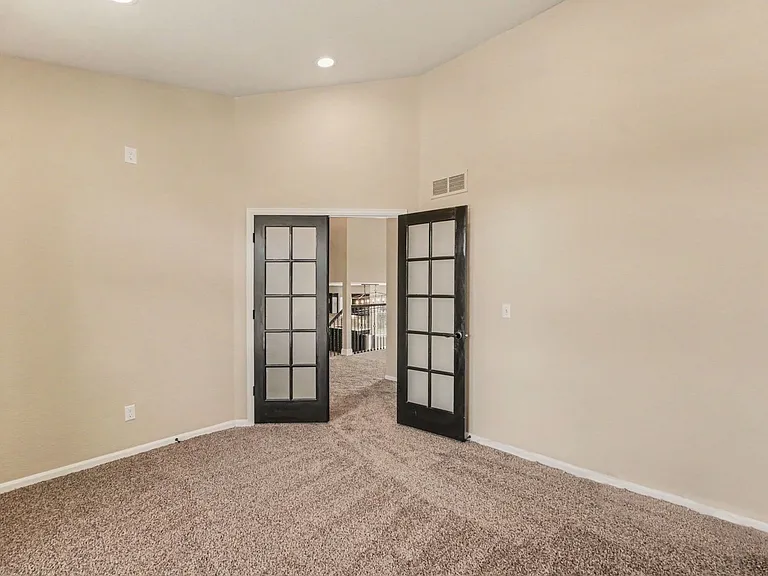 19209 E Dickenson Dr — Photo 7