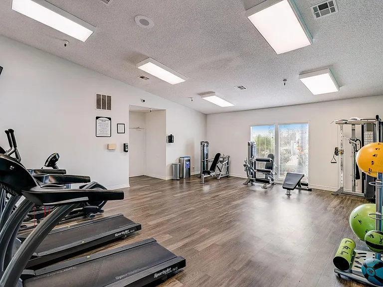 Pepperwood Apartments — Photo 11