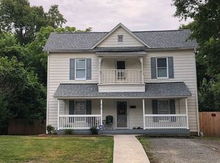 616 Cameron St, Burlington, NC 27215