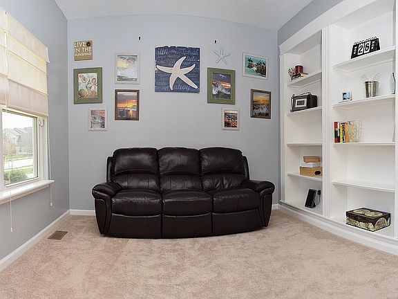 5th image of 10148 Fantina Ln