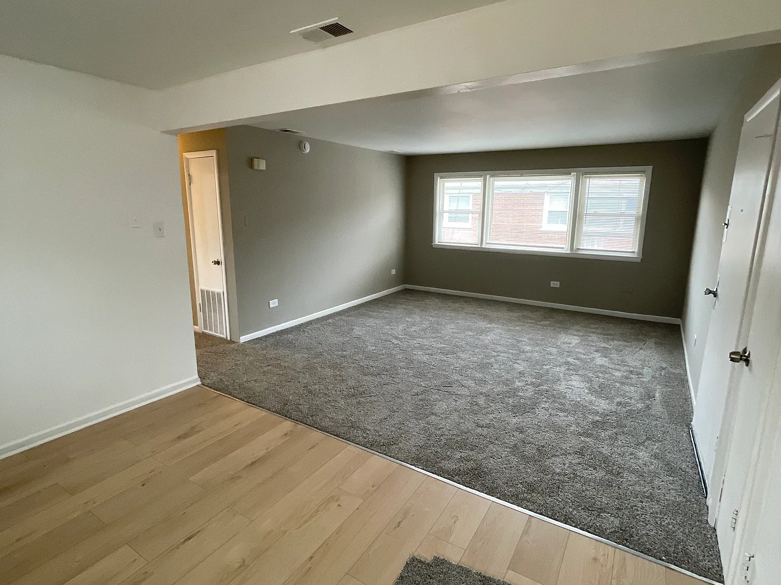 2 bed, $1,150 — Photo 3