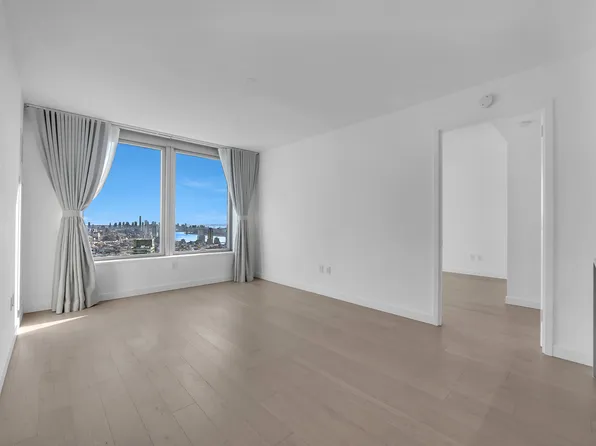 3 Court Square image 1 of 13