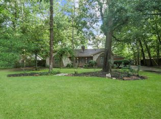 211 Oakwood Dr, Spring, TX 77386